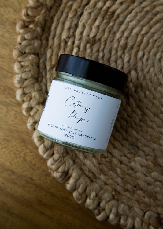 Chandelle parfumée Coton Propre à mèche de coton créant une ambiance propre et apaisante