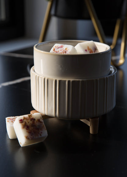 diffuseur utilise avec cubes de cire parfumés framboise et pin