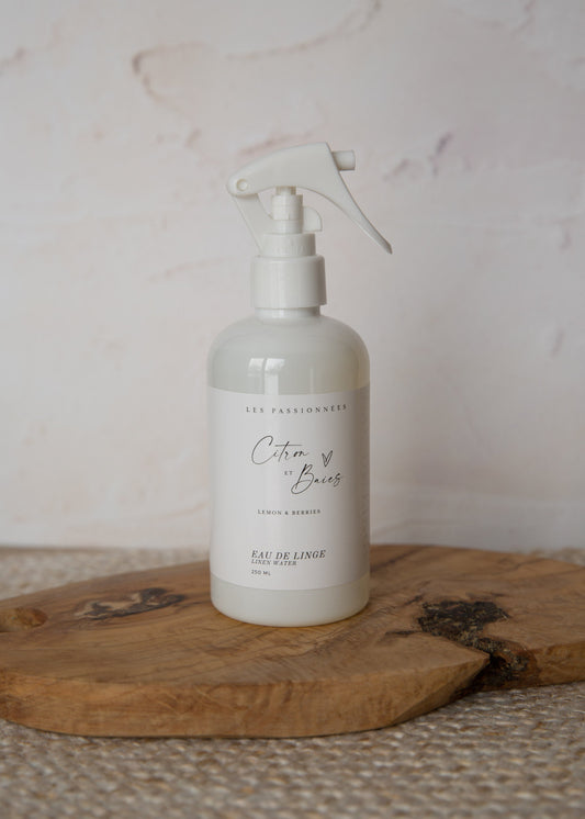 eau de linge parfumée citron et baies fabriquée au Québec