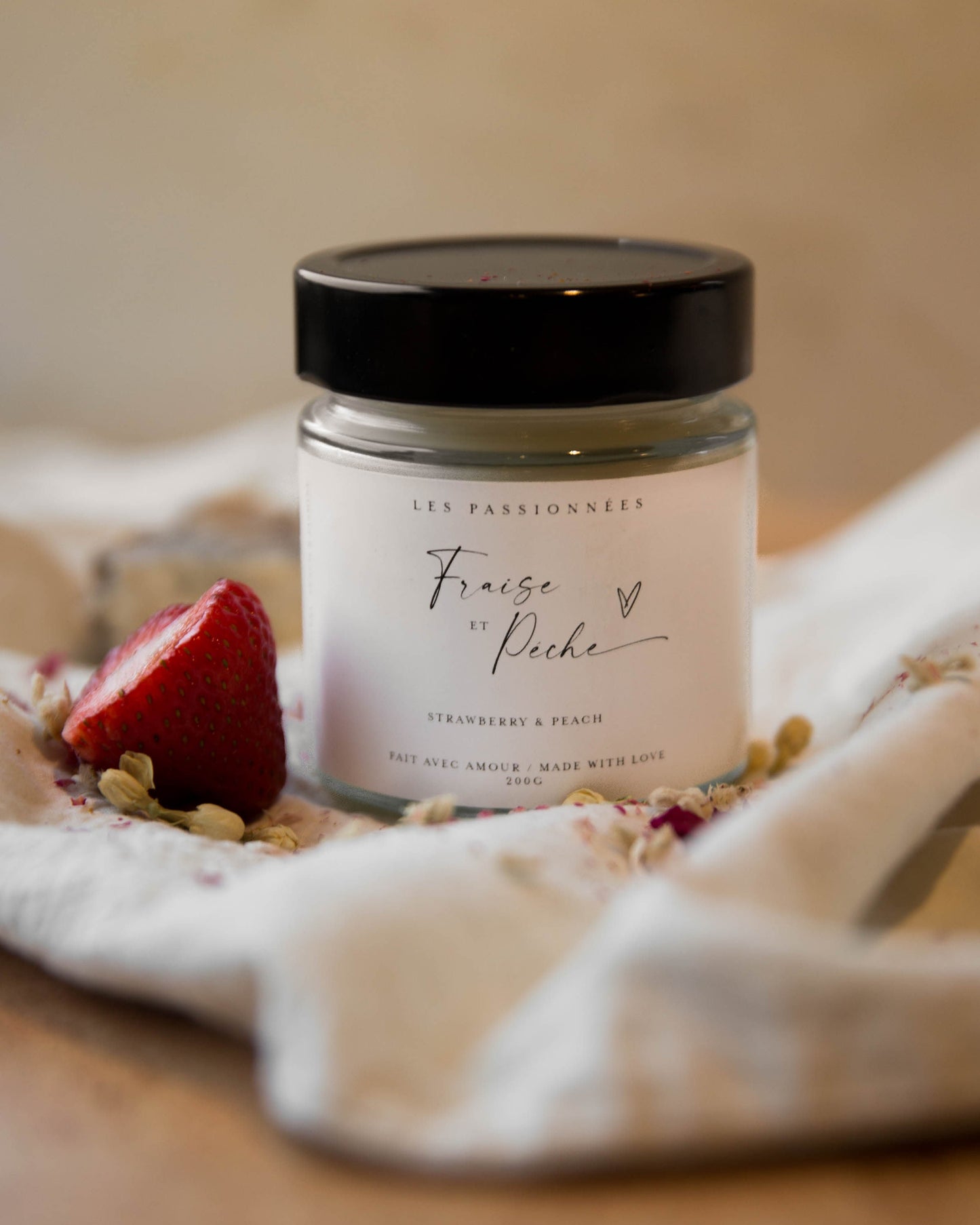 SOY CANDLE - Jasmine & avocado 