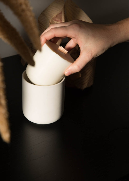 Pot de chandelle rechargeable réutilisable Les Passionnées, conçu pour être rechargé après usage