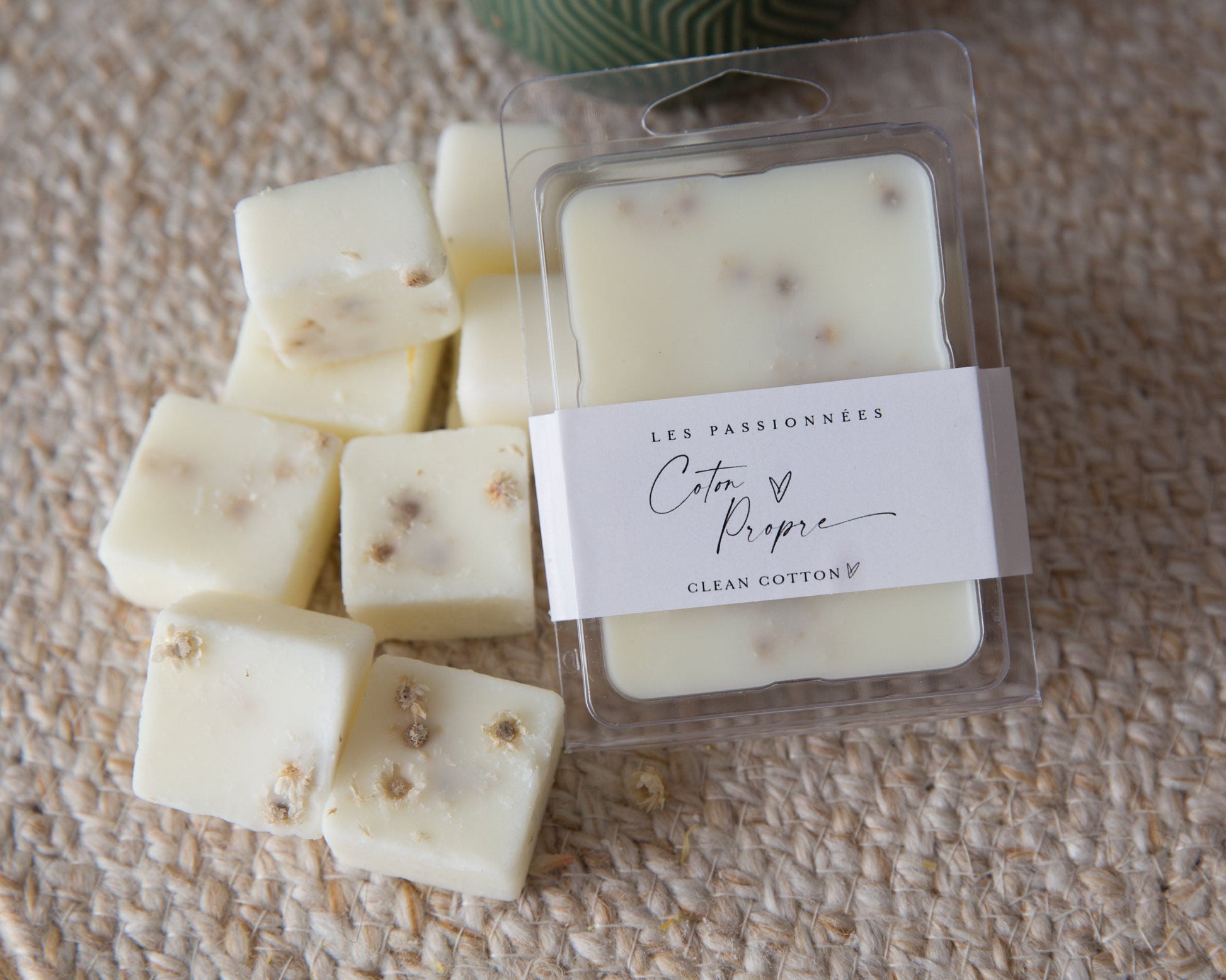 tablettes de cire parfumées coton propre en gros plan
