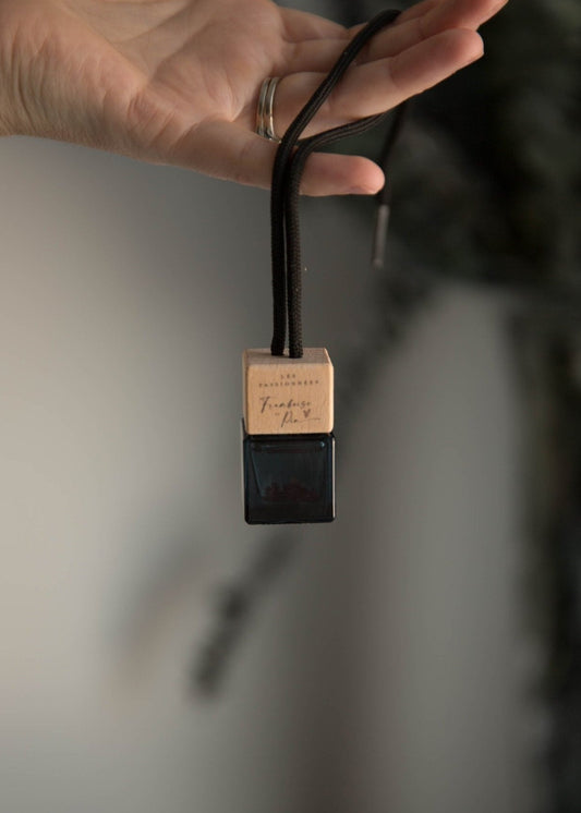 Diffuseur pour voiture rechargeable parfumé framboise et pin